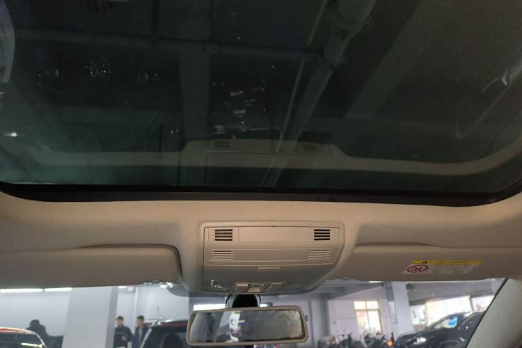 Used Volkswagen Golf 2020 Zhiai Edition 280TSI DSG Comfort Model Headliner