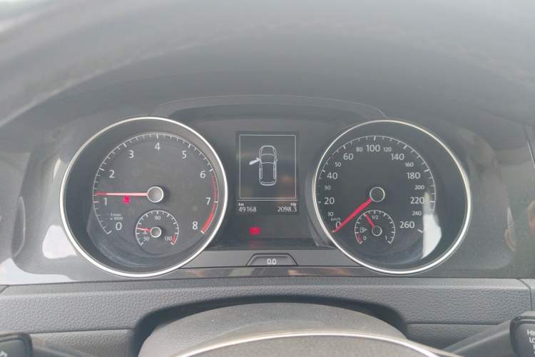 Used Volkswagen Golf 2020 Zhiai Edition 280TSI DSG Comfort Model Instrument Cluster