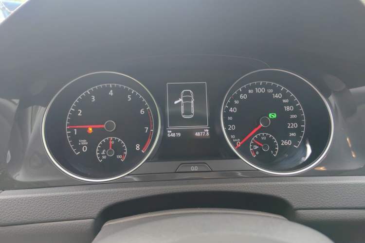 Used Volkswagen Golf 2020 Zhiai Edition 280TSI DSG Comfort Model Instrument Cluster