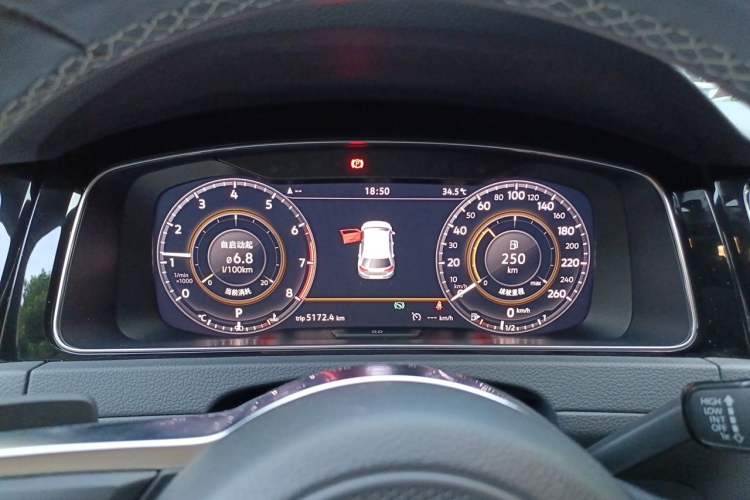 Used Volkswagen Golf 2020 Charming Edition 280TSI DSG R-Line Instrument Cluster