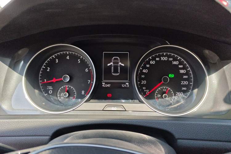 Used Volkswagen Golf 2020 Zhiai Edition 280TSI DSG Comfort Model Instrument Cluster