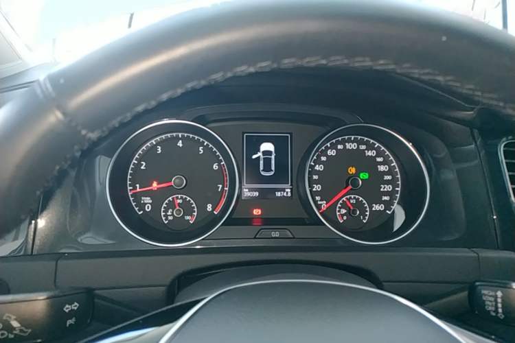 Used Volkswagen Golf 2020 Zhiai Edition 280TSI DSG Comfort Model Instrument Cluster