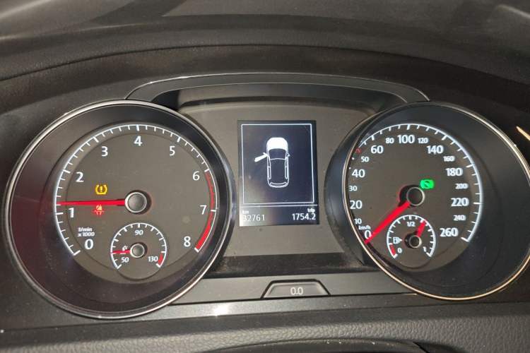 Used Volkswagen Golf 2020 200TSI DSG Comfortable and Ambitious Edition Instrument Cluster