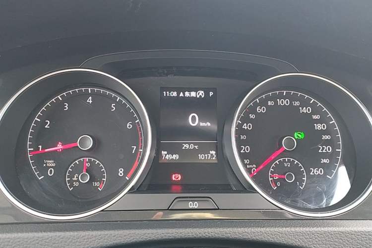 Used Volkswagen Golf 2020 Zhiai Edition 280TSI DSG Comfort Model Instrument Cluster