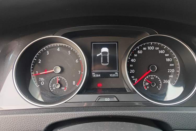 Used Volkswagen Golf 2020 Zhiai Edition 280TSI DSG Comfort Model Instrument Cluster