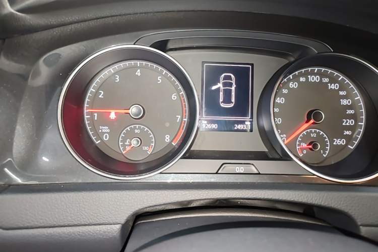 Used Volkswagen Golf 2020 Zhiai Edition 280TSI DSG Comfort Model Instrument Cluster