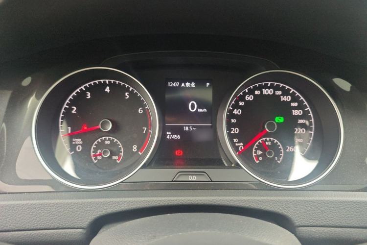 Used Volkswagen Golf 2020 Zhiai Edition 280TSI DSG Comfort Model Instrument Cluster