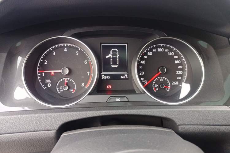 Used Volkswagen Golf 2020 Zhiai Edition 280TSI DSG Comfort Model Instrument Cluster