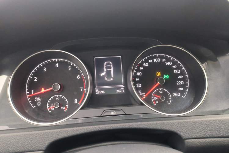 Used Volkswagen Golf 2020 Zhiai Edition 280TSI DSG Comfort Model Instrument Cluster