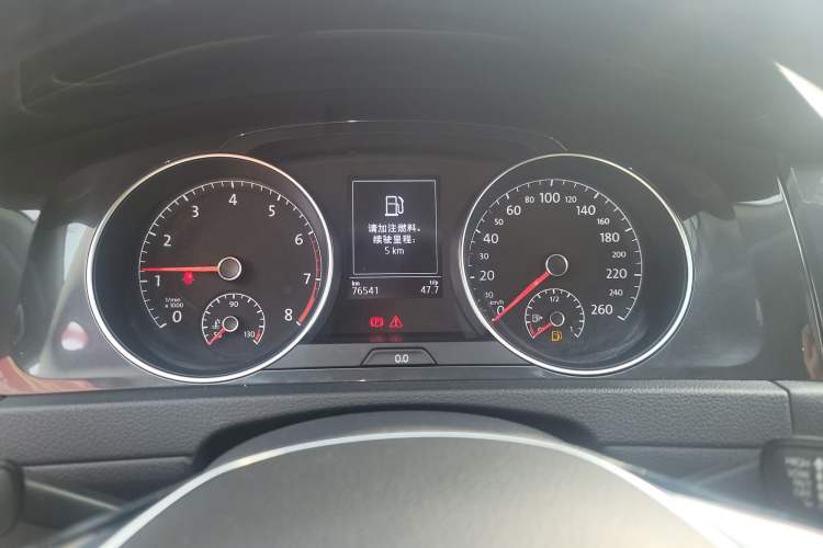 Used Volkswagen Golf 2020 Zhiai Edition 200TSI DSG Comfortable & Ambitious Version Instrument Cluster