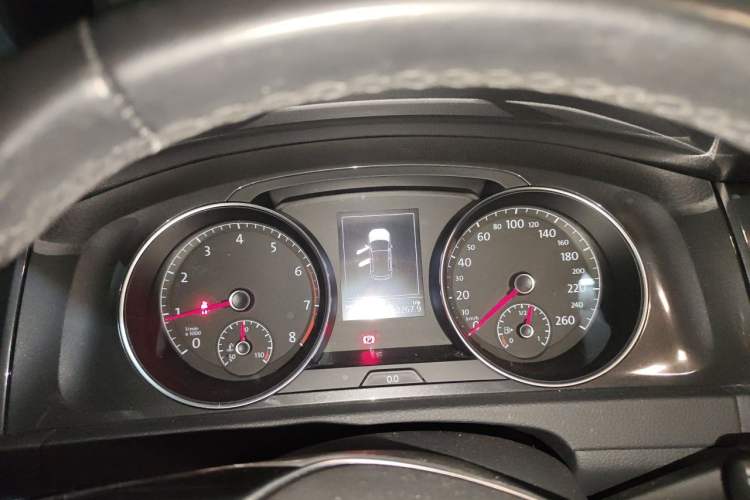 Used Volkswagen Golf 2020 Zhiai Edition 280TSI DSG Comfort Model Instrument Cluster