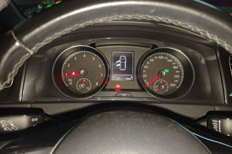Used Volkswagen Golf 2020 Zhiai Edition 280TSI DSG Comfort Model Instrument Cluster