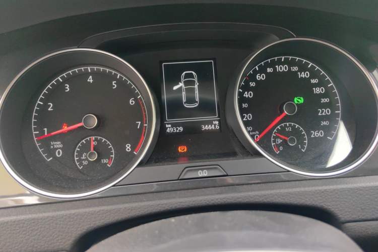Used Volkswagen Golf 2020 Zhiai Edition 200TSI DSG Comfortable & Ambitious Version Instrument Cluster