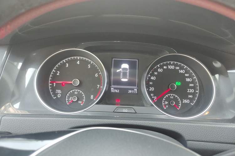 Used Volkswagen Golf 2020 200TSI DSG Comfortable and Ambitious Edition Instrument Cluster