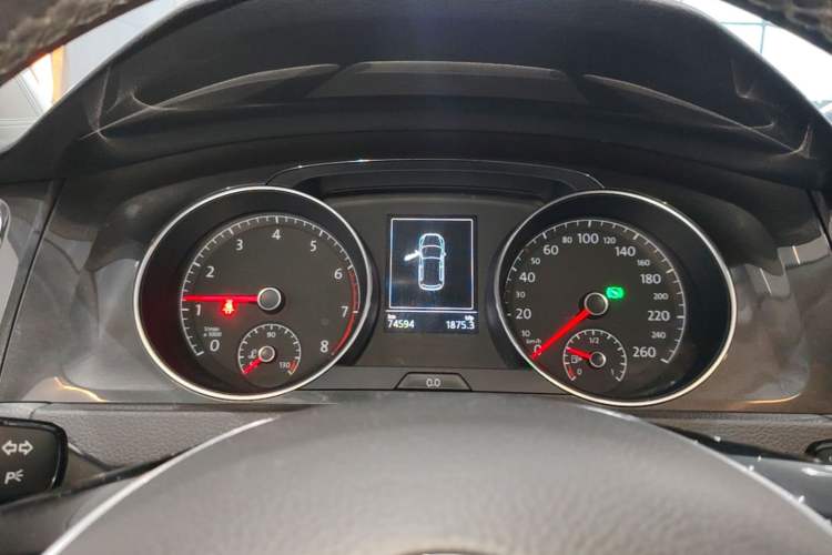 Used Volkswagen Golf 2020 200TSI DSG Comfortable and Ambitious Edition Instrument Cluster