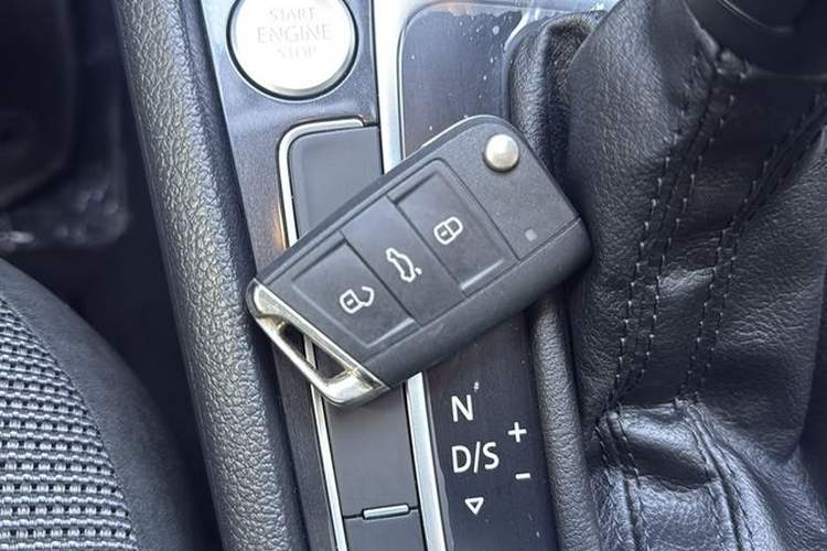 Used Volkswagen Golf 2020 Zhiai Edition 280TSI DSG Comfort Model Interior 1