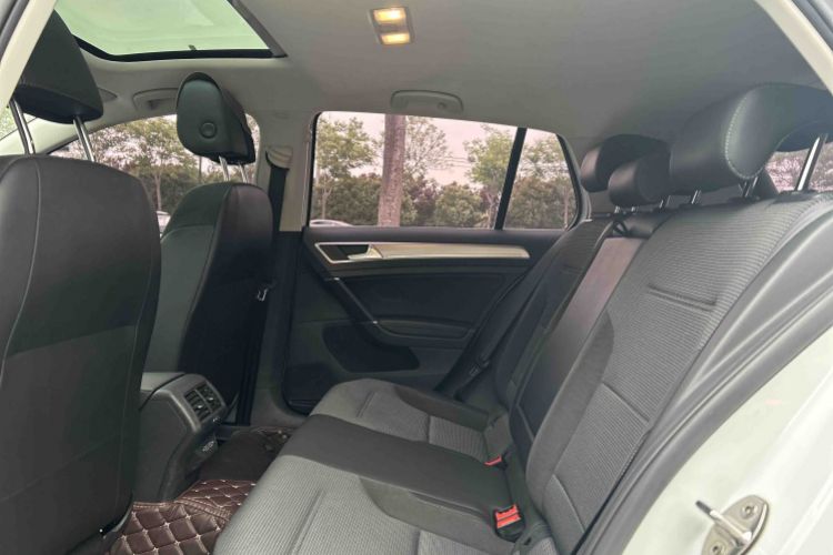 Used Volkswagen Golf 2020 Zhiai Edition 280TSI DSG Comfort Model Interior 1