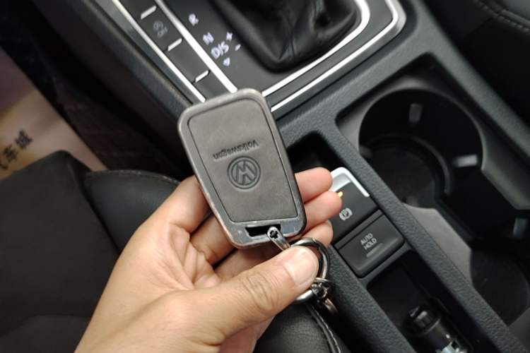 Used Volkswagen Golf 2020 Zhiai Edition 280TSI DSG Luxury Model Interior 1