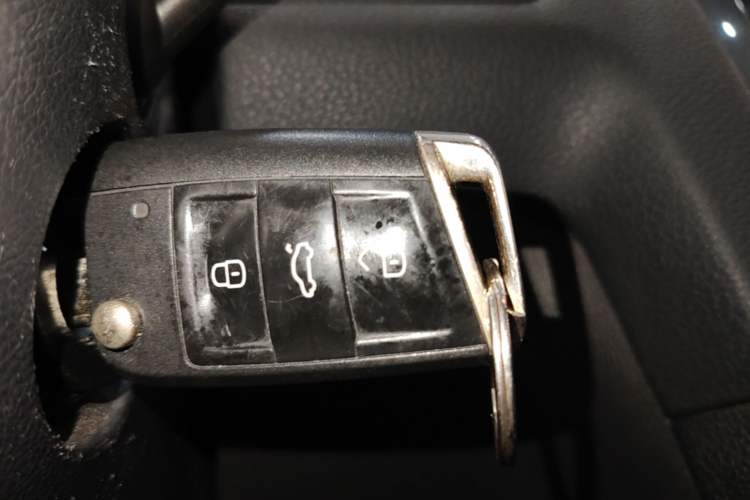 Used Volkswagen Golf 2020 200TSI DSG Comfortable and Ambitious Edition Interior 1