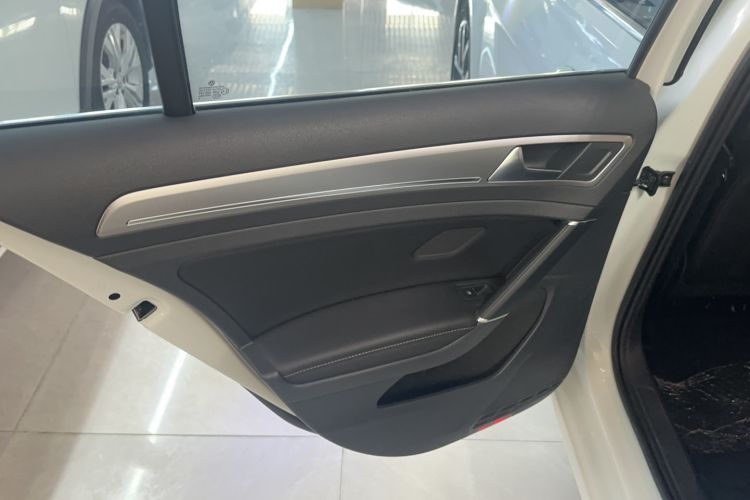 Used Volkswagen Golf 2020 Zhiai Edition 280TSI DSG Comfort Model Interior 10
