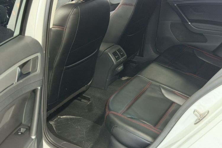 Used Volkswagen Golf 2020 Zhiai Edition 280TSI DSG Comfort Model Interior 3
