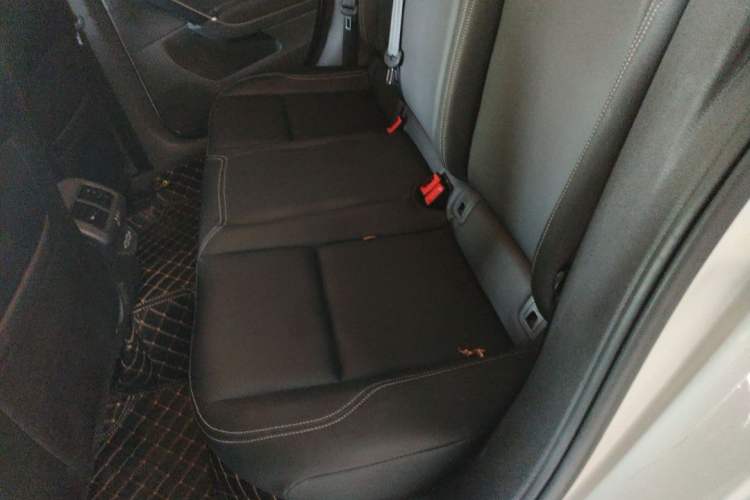 Used Volkswagen Golf 2020 200TSI DSG Comfortable and Ambitious Edition Interior 3