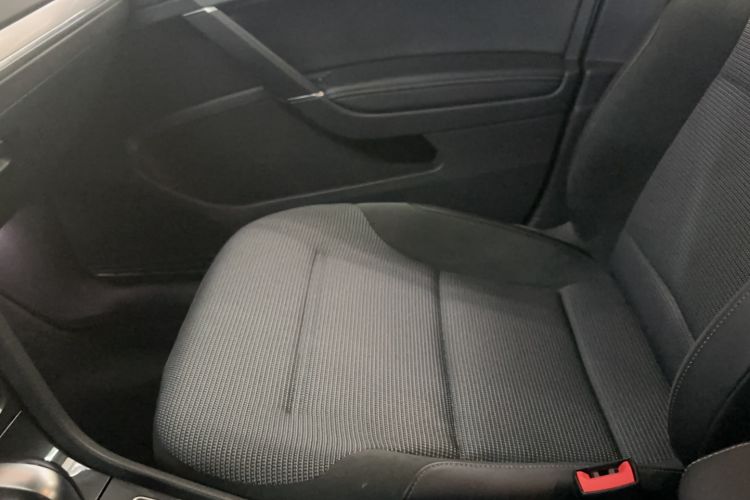 Used Volkswagen Golf 2020 Zhiai Edition 280TSI DSG Comfort Model Interior 7