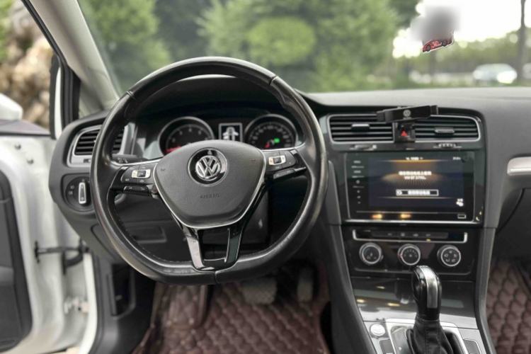 Used Volkswagen Golf 2020 Zhiai Edition 280TSI DSG Comfort Model Interior 7
