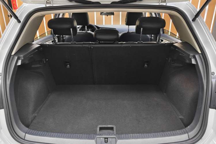 Used Volkswagen Golf 2020 200TSI DSG Comfortable and Ambitious Edition Interior 7