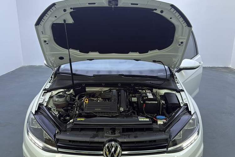 Used Volkswagen Golf 2020 Zhiai Edition 280TSI DSG Comfort Model Interior 8
