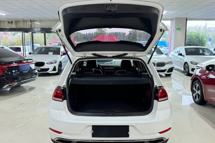 Used Volkswagen Golf 2020 Zhiai Edition 280TSI DSG Comfort Model Interior 9