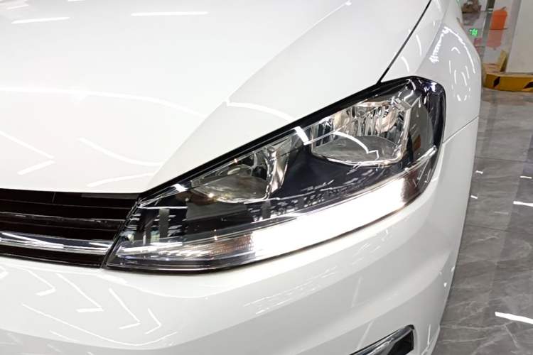 Used Volkswagen Golf 2020 Zhiai Edition 200TSI DSG Comfortable & Ambitious Version Left Front Headlight