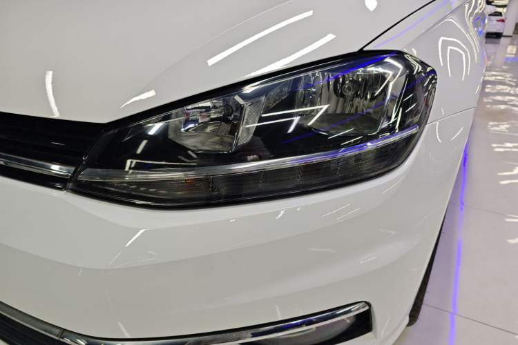 Used Volkswagen Golf 2020 Zhiai Edition 200TSI DSG Comfortable & Ambitious Version Left Front Headlight