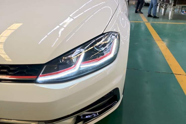 Used Volkswagen Golf 2020 Zhiai Edition 200TSI DSG Comfortable & Ambitious Version Left Front Headlight