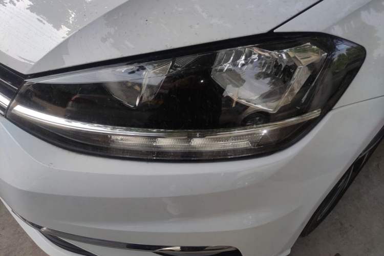 Used Volkswagen Golf 2020 Zhiai Edition 200TSI DSG Comfortable & Ambitious Version Left Front Headlight