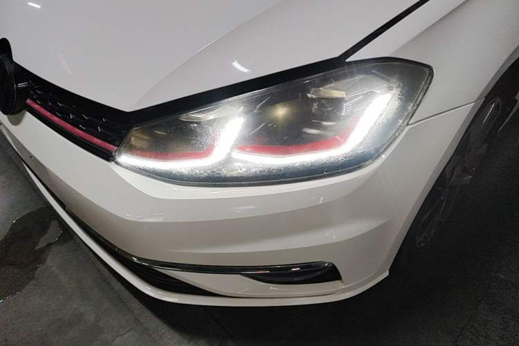 Used Volkswagen Golf 2020 Zhiai Edition 280TSI DSG Comfort Model Left Front Headlight