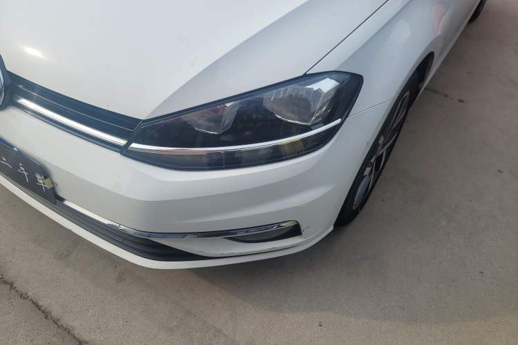 Used Volkswagen Golf 2020 Zhiai Edition 200TSI DSG Comfortable & Ambitious Version Left Front Headlight