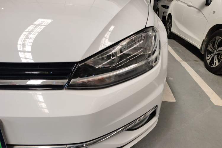 Used Volkswagen Golf 2020 200TSI DSG Comfortable and Ambitious Edition Left Front Headlight
