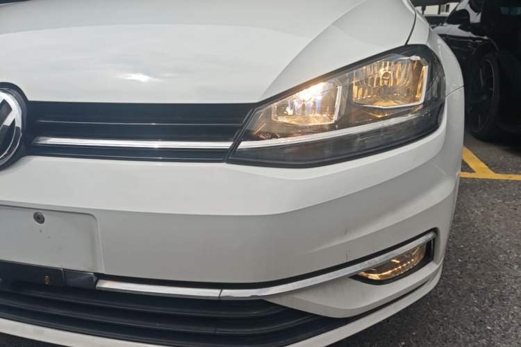 Used Volkswagen Golf 2020 200TSI DSG Comfortable and Ambitious Edition Left Front Headlight