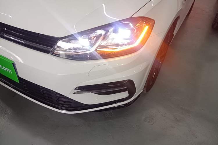 Used Volkswagen Golf 2020 Charming Edition 280TSI DSG R-Line Left Front Headlight