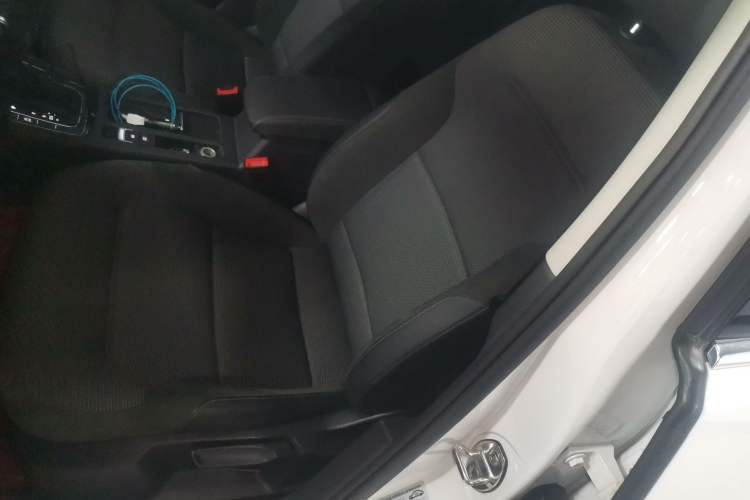 Used Volkswagen Golf 2020 280TSI DSG Comfort Version Left Front Seat
