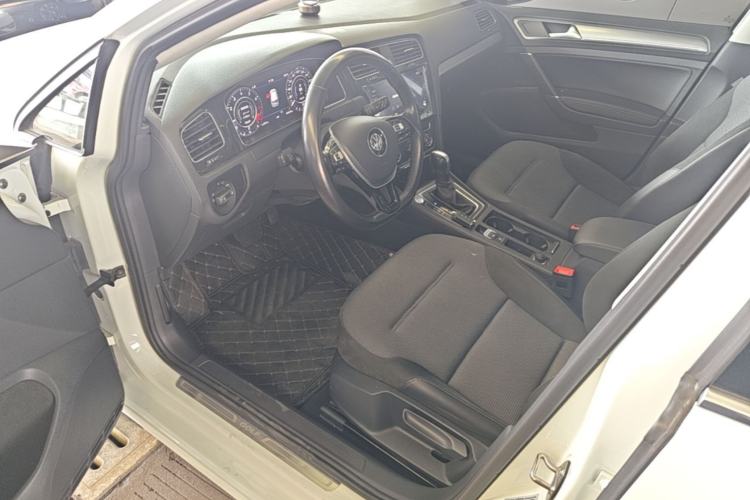 Used Volkswagen Golf 2020 Zhiai Edition 280TSI DSG Comfort Model Left Front Seat