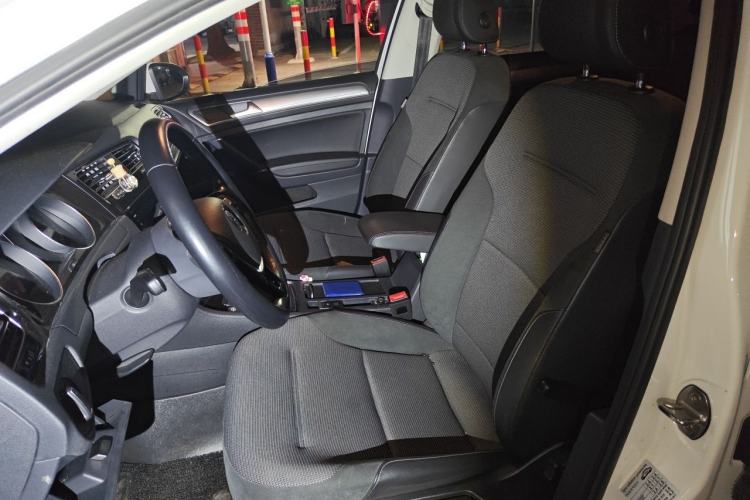 Used Volkswagen Golf 2020 Zhiai Edition 280TSI DSG Comfort Model Left Front Seat