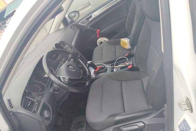 Used Volkswagen Golf 2020 Zhiai Edition 280TSI DSG Comfort Model Left Front Seat