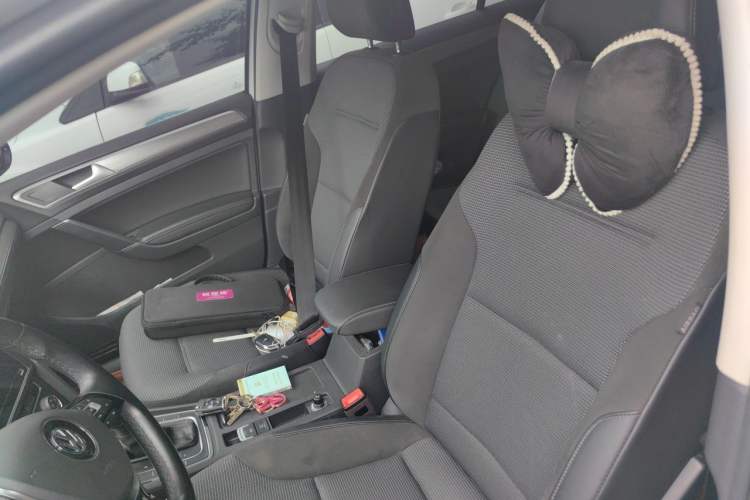 Used Volkswagen Golf 2020 Zhiai Edition 280TSI DSG Comfort Model Left Front Seat