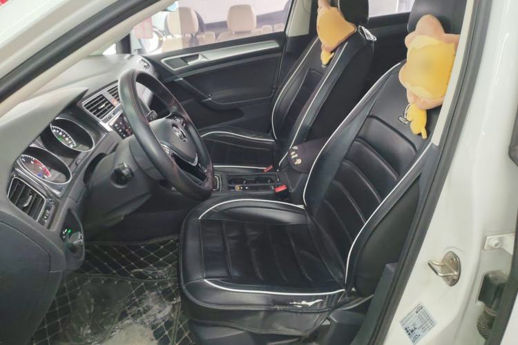 Used Volkswagen Golf 2020 Zhiai Edition 200TSI DSG Comfortable & Ambitious Version Left Front Seat