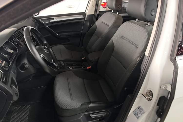 Used Volkswagen Golf 2020 280TSI DSG Comfort Version Left Front Seat