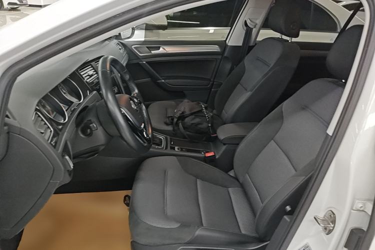 Used Volkswagen Golf 2020 280TSI DSG Comfort Version Left Front Seat