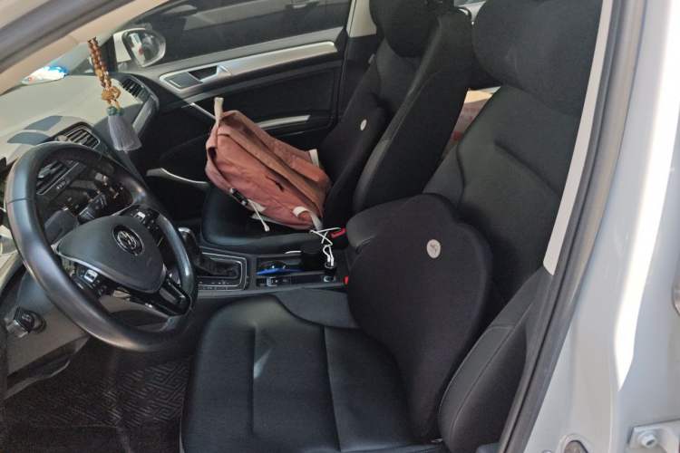 Used Volkswagen Golf 2020 Zhiai Edition 280TSI DSG Comfort Model Left Front Seat