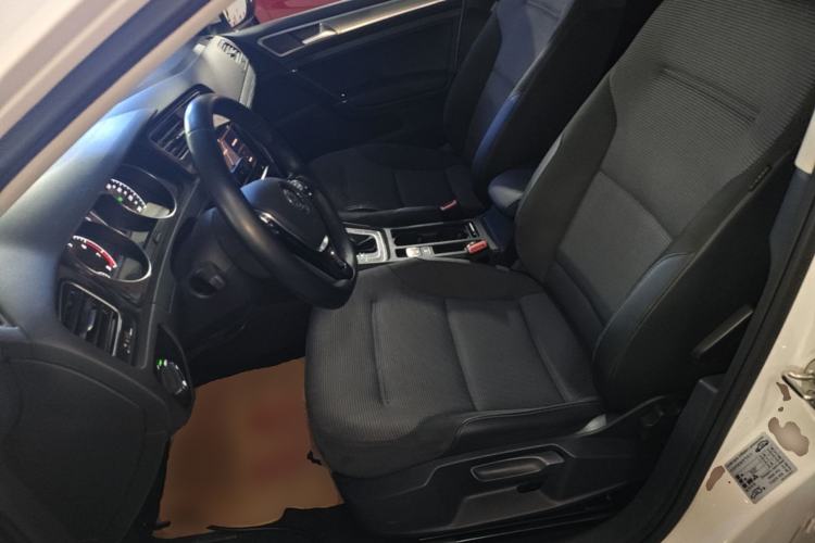 Used Volkswagen Golf 2020 280TSI DSG Comfort Version Left Front Seat